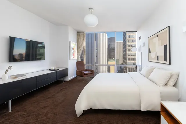 $3,195,000 | Undisclosed Address | Midtown East