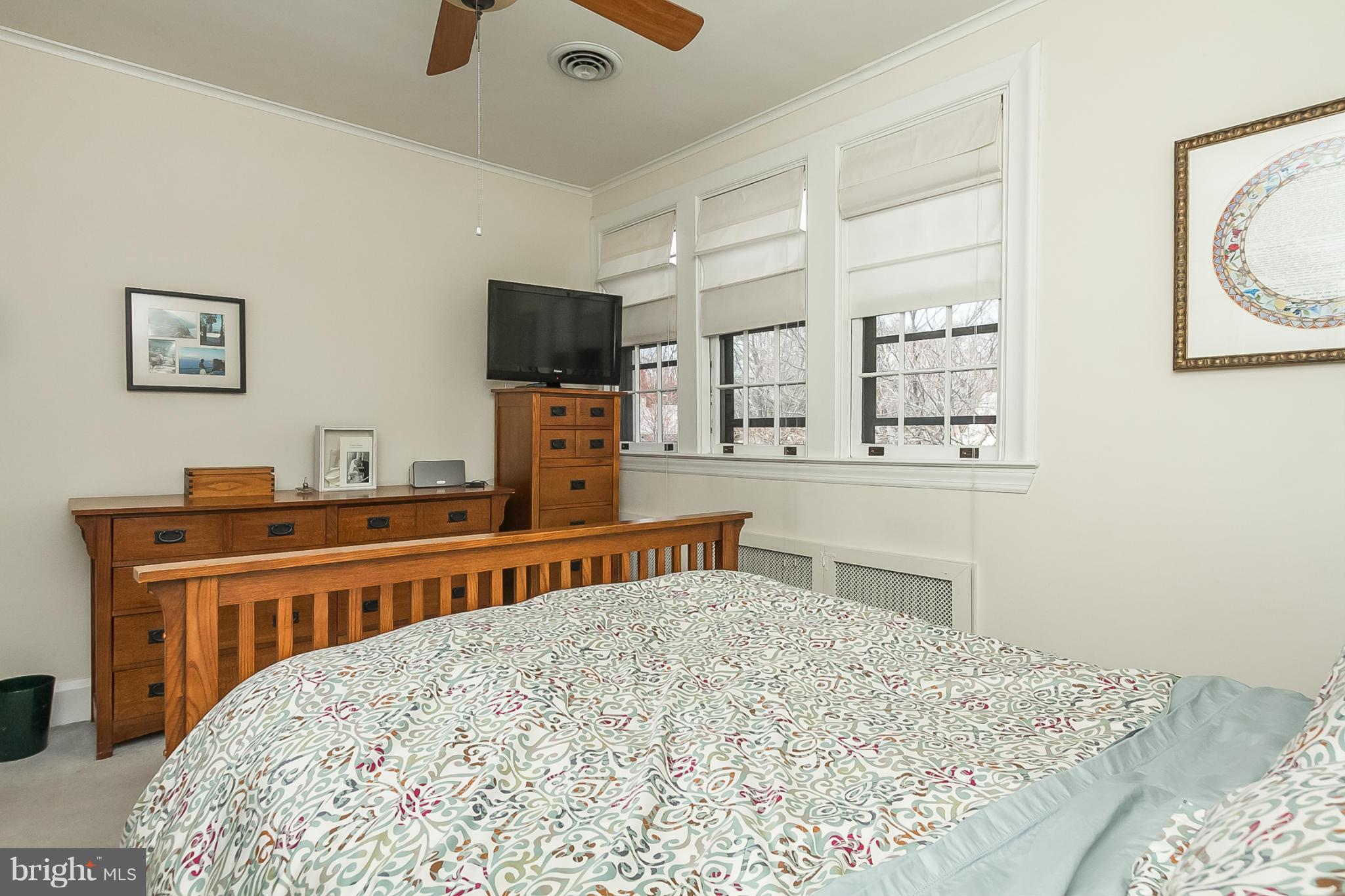 2413 Brambleton Road Baltimore, MD 21209 - Photo 22 of 30 Bedroom (Master)