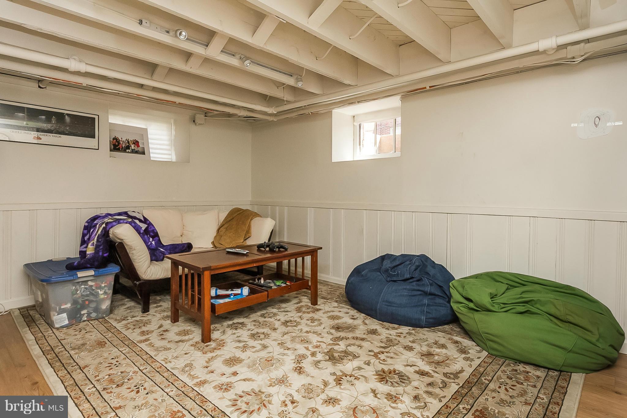 2413 Brambleton Road Baltimore, MD 21209 - Photo 23 of 30 Family Room