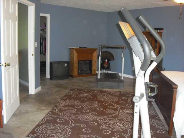 4769 Rohr Road Montezuma, IN 47862 - Photo 11 of 16