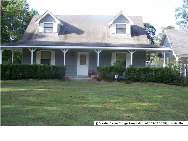 45052 Robin Trail Road St. Amant, LA 70774 - Photo 2 of 23 Gallery Image 2