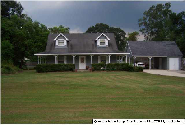 45052 Robin Trail Road St. Amant, LA 70774 - Photo 4 of 23 Gallery Image 4