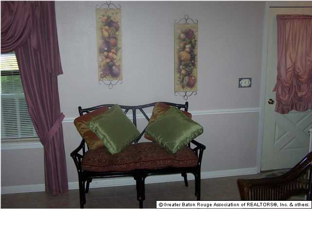 45052 Robin Trail Road St. Amant, LA 70774 - Photo 10 of 23 Gallery Image 10