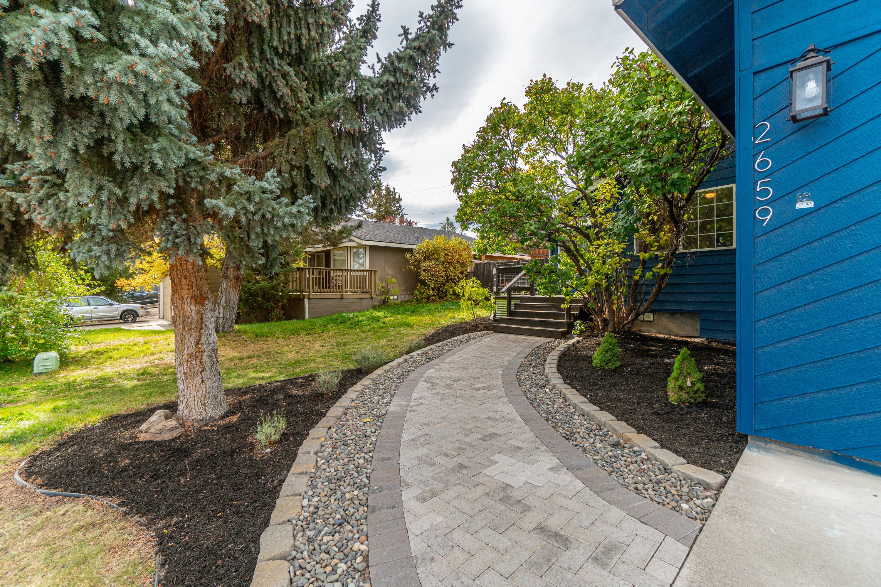 2659 Southwest Fissure Loop Redmond, OR 97756 - Photo 4 of 29 RileyVisuals-4