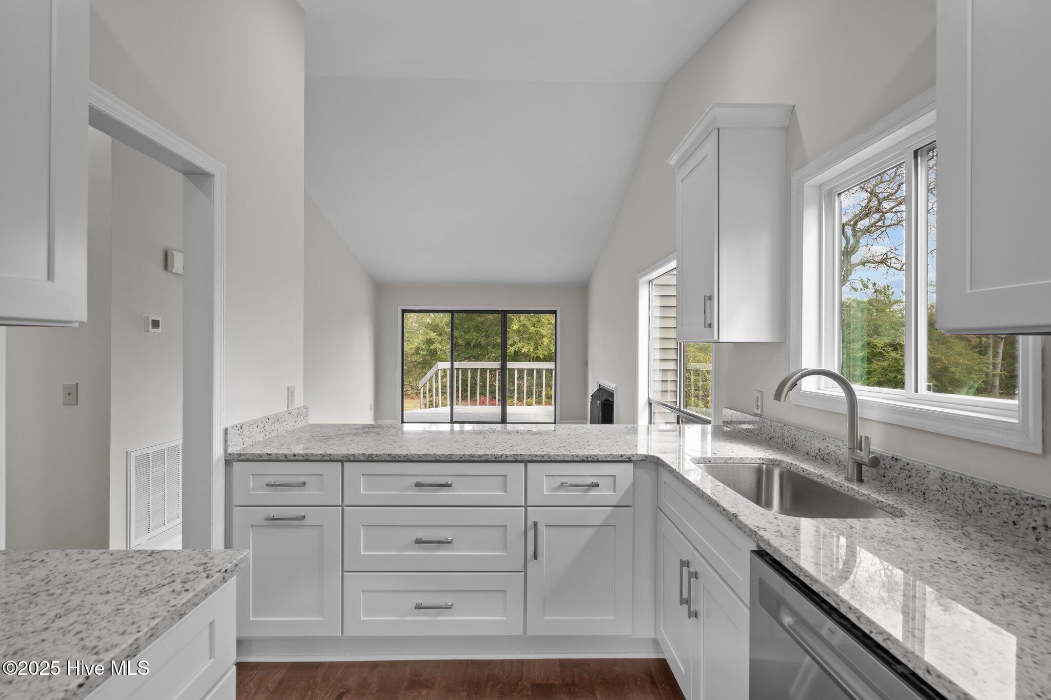 925 Morganton Road, Unit 7D Pinehurst, NC 28374 - Photo 8 of 34 10-web-or-mls-DSC05719