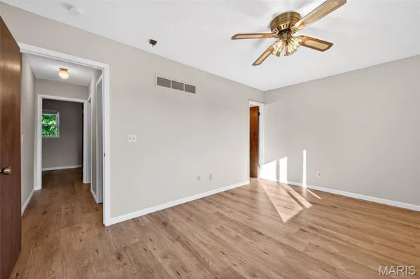 $189,900 | 2562 Grayland Walk, St. Louis, MO 63129
