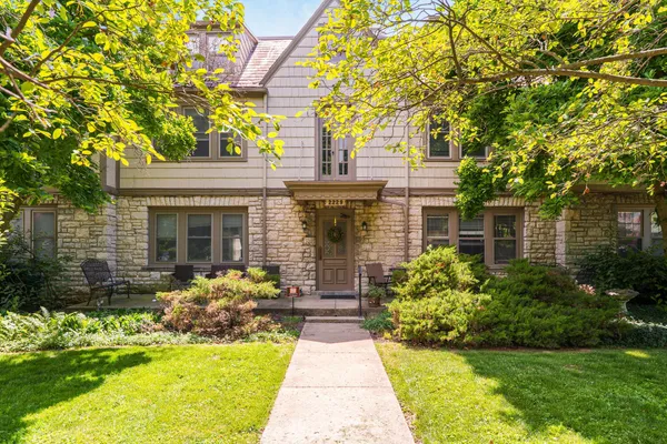 $300,000 | 2229 Coventry Road, Unit 4, Columbus, OH 43221