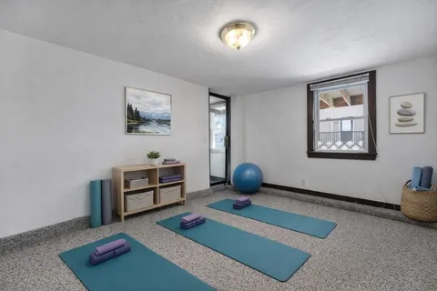 $4,200 | 12 Wright Street, Unit 1, Stoneham, MA 02180