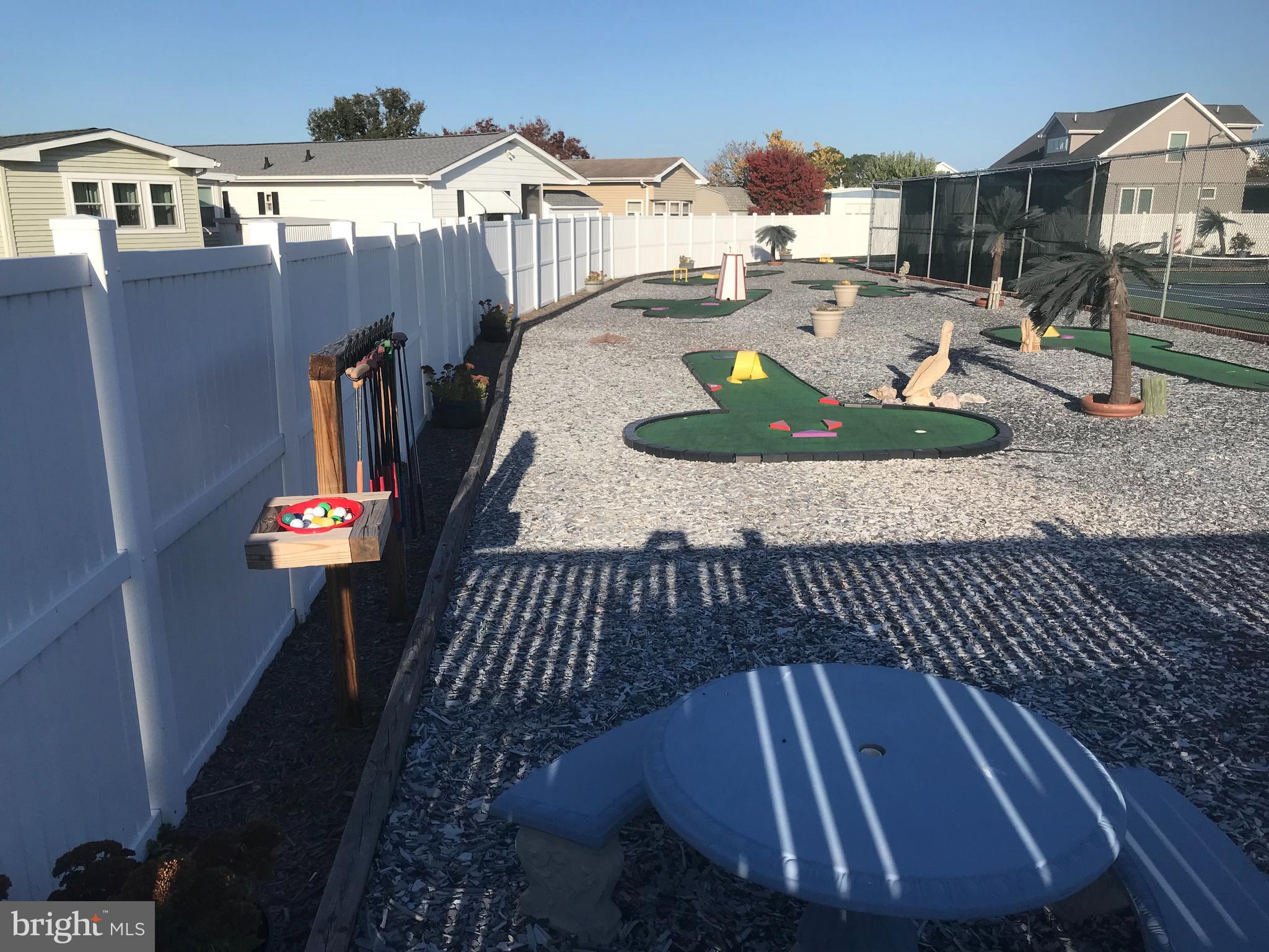138 Pine Tree Road Ocean City, MD 21842 - Photo 41 of 55 Community putt-putt