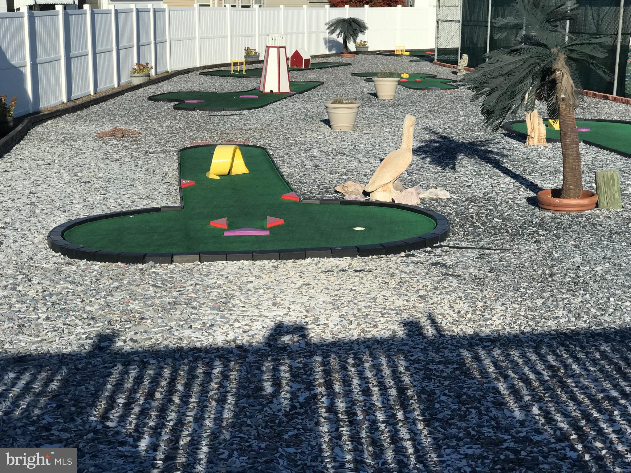 138 Pine Tree Road Ocean City, MD 21842 - Photo 43 of 55 Community putt-putt golf course