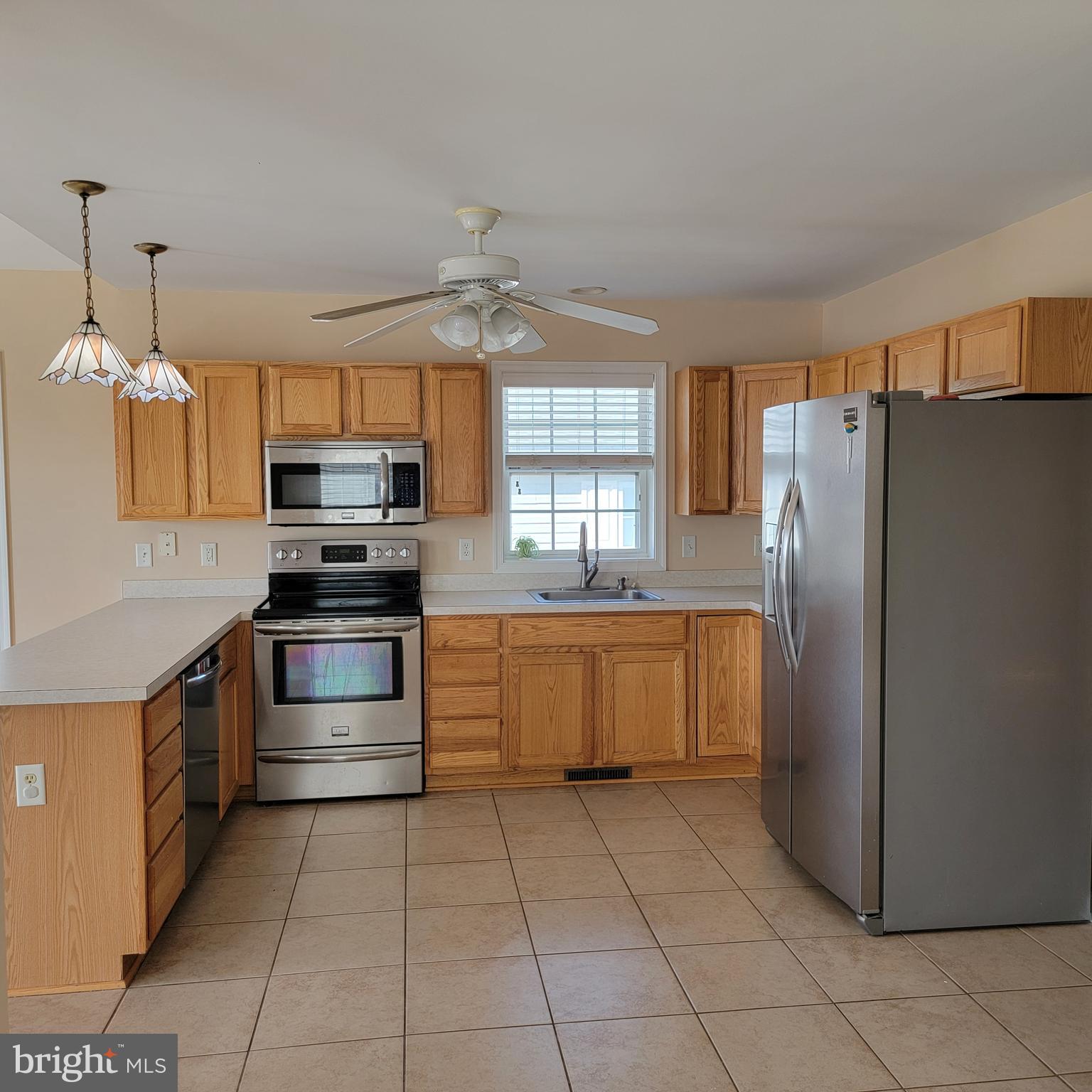 138 Pine Tree Road Ocean City, MD 21842 - Photo 8 of 55 Lots of counter space