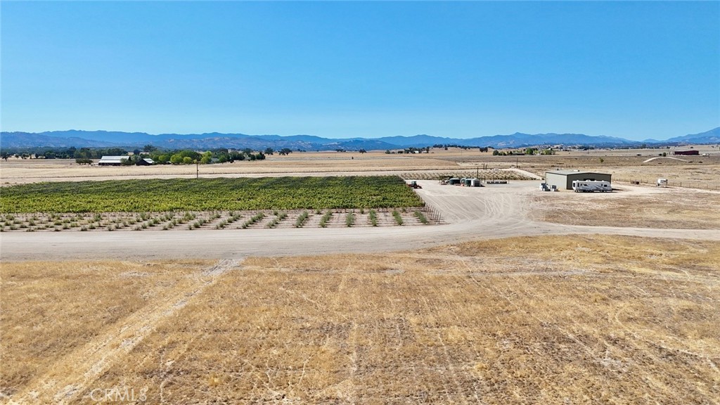 50645 Lockwood Road Lockwood, CA 93426 - Photo 39 of 48 a view of an ocean