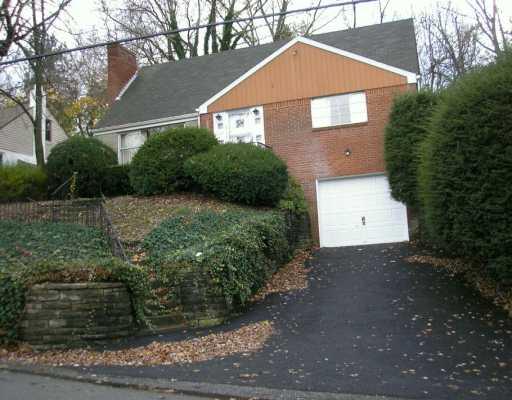 125 Spring Grove Road Penn Hills, PA 15235 - Photo 1 of 8 Exterior Front.