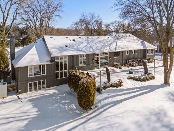 $2,695,000 | 4604 Annaway Drive, Edina, MN 55436