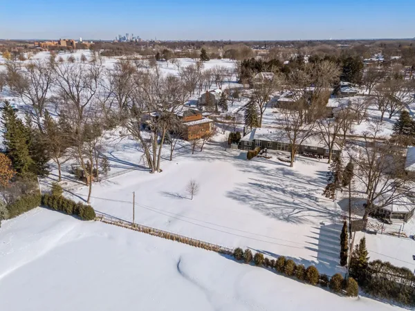 $2,695,000 | 4604 Annaway Drive, Edina, MN 55436