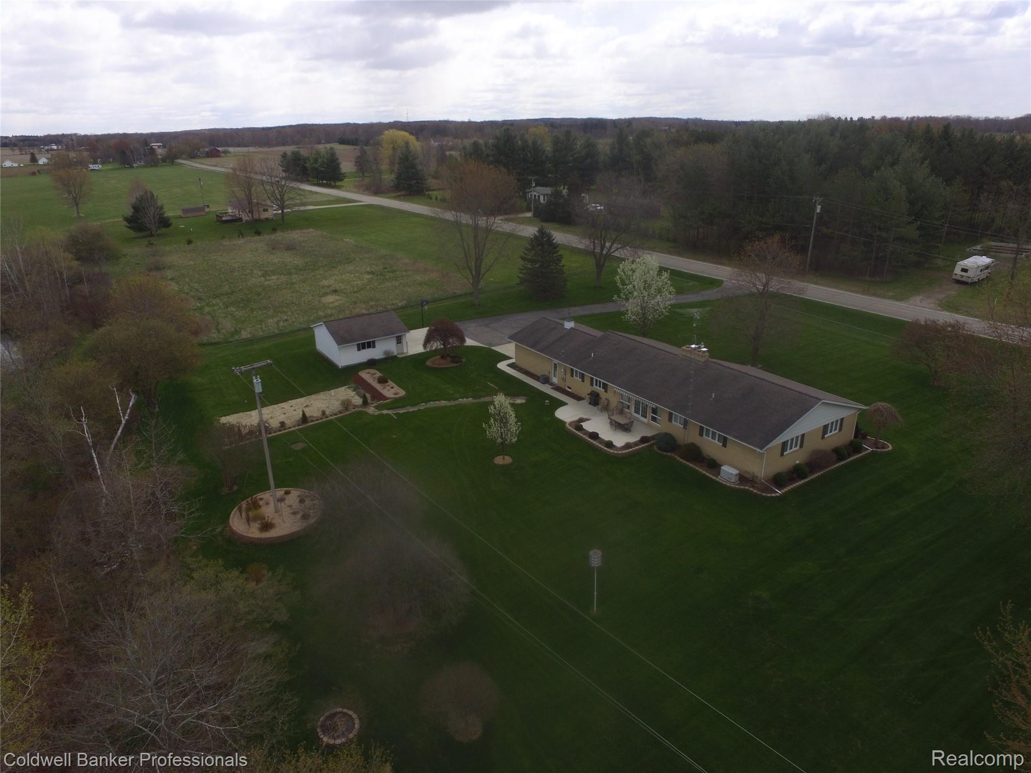 3029 Daley Road Lapeer, MI 48446 - Photo 38 of 40 IMG_6773.JPG