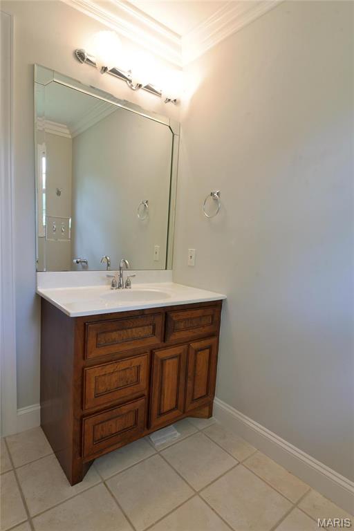 8940 Ladue Road Ladue, MO 63124 - Photo 34 of 54