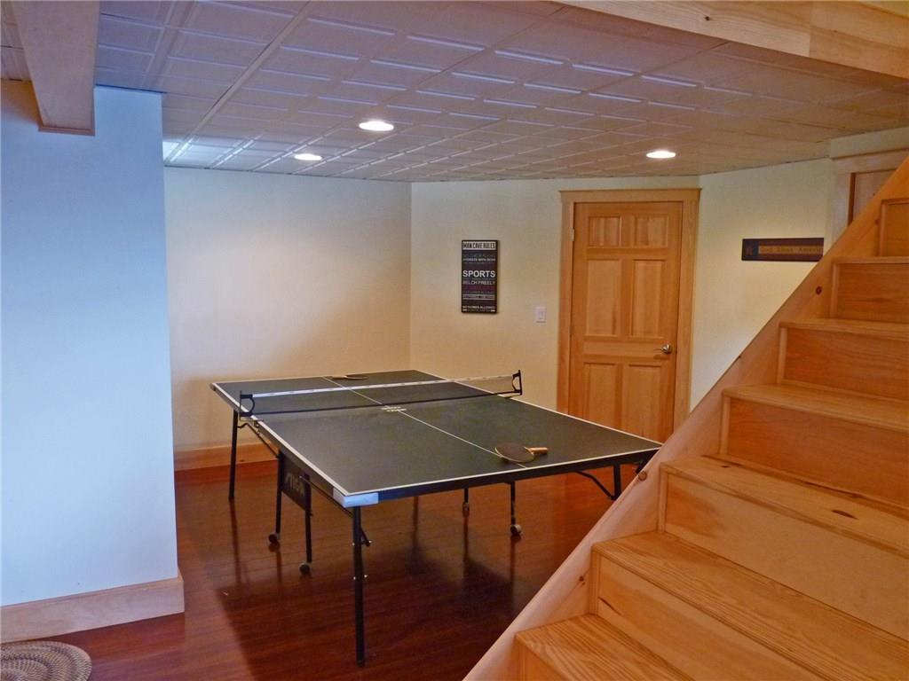 321 West Shore Road Ellsworth, ME 04605 - Photo 15 of 35 Family game room.