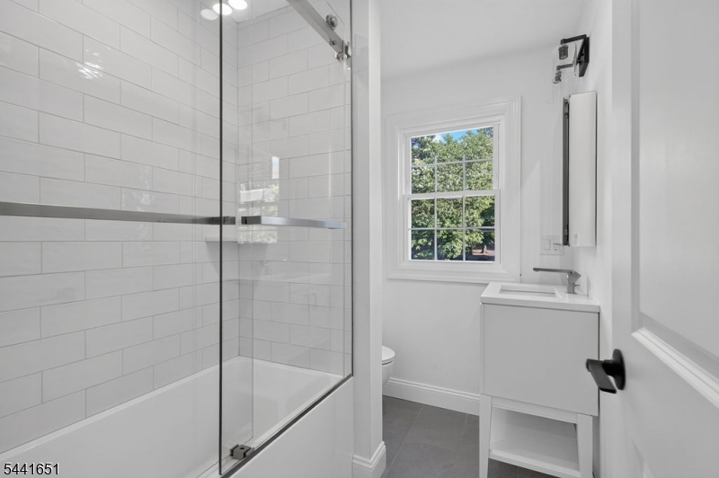 18 Walnut Street, Unit A Summit, NJ 07901 - Photo 13 of 20