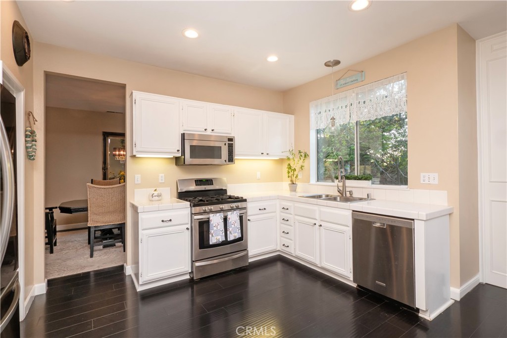 1438 Kirkmichael Circle Riverside, CA 92507 - Photo 21 of 69 Gallery Image 21