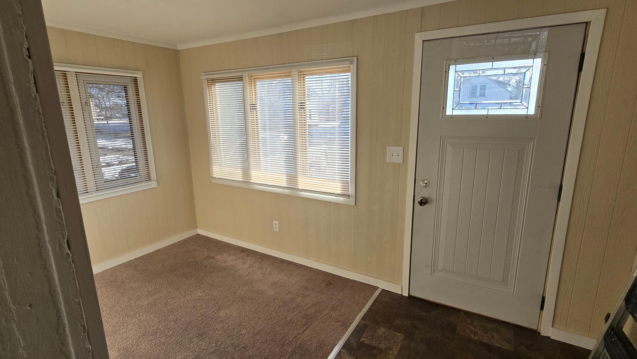 1007 7th Avenue Northeast Austin, MN 55912 - Photo 4 of 22