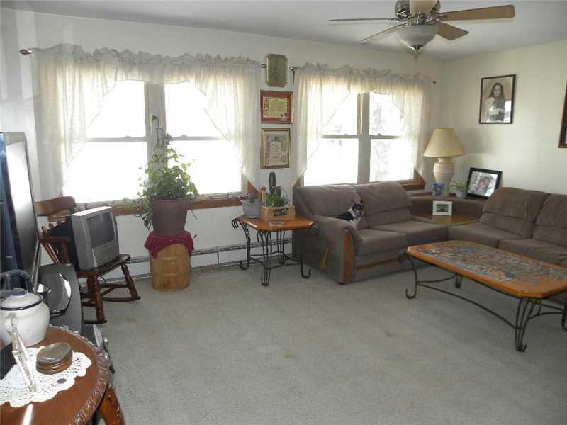 122 F F Sanborn Road Sabattus, ME 04280 - Photo 9 of 18 Living Room.