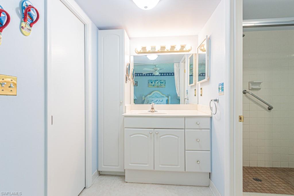 4180 Belair Lane, Unit B Naples, FL 34103 - Photo 25 of 45