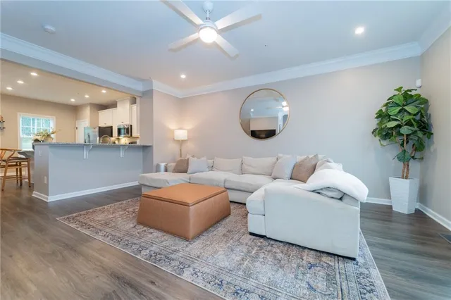 $375,000 | 144 Cole Drive, McKees Rocks, PA 15136