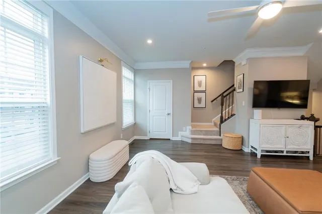 $375,000 | 144 Cole Drive, McKees Rocks, PA 15136