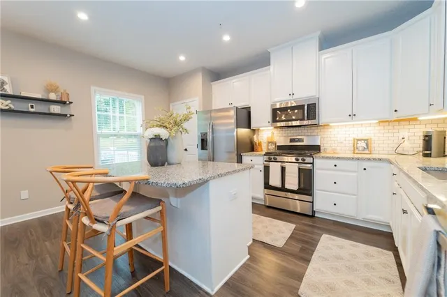 $375,000 | 144 Cole Drive, McKees Rocks, PA 15136