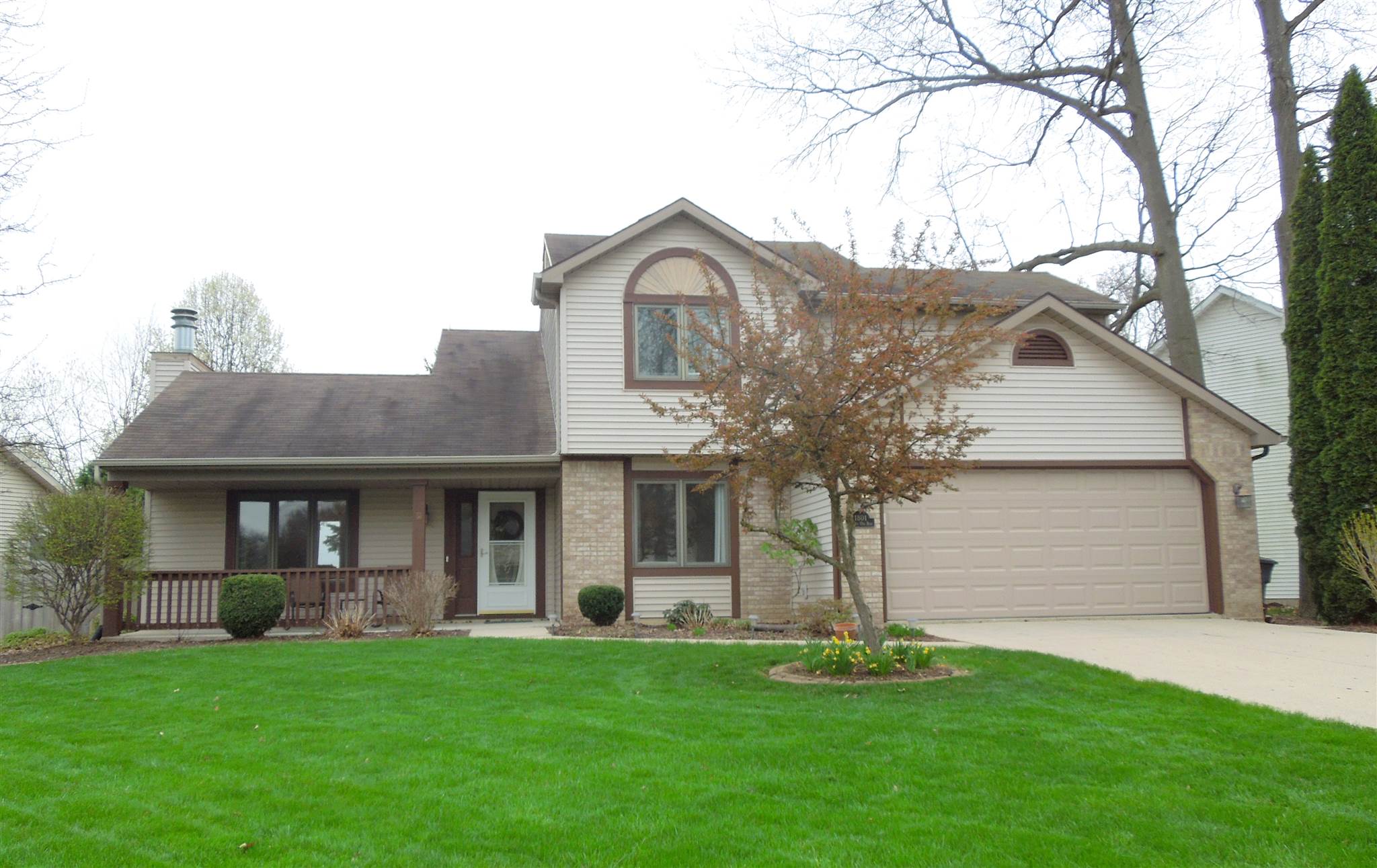 1801 Broken Oak Road Fort Wayne, IN 46818 - Photo 1 of 29
