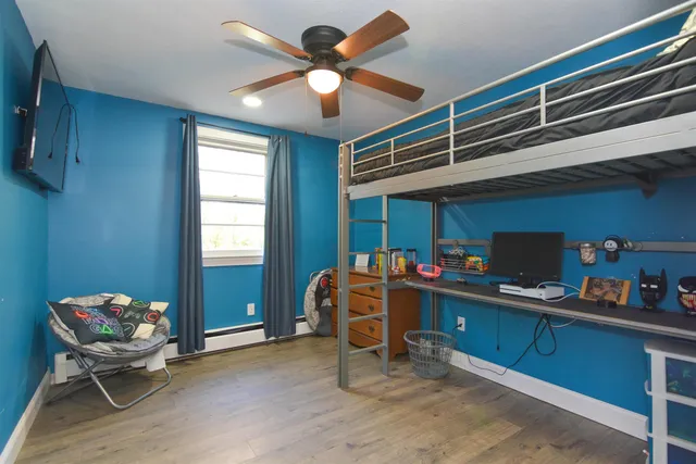 $649,900 | 183 Chester Road, Derry, NH 03038