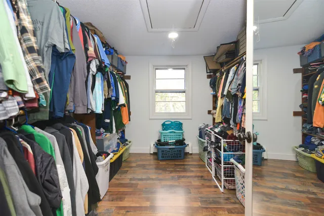 $649,900 | 183 Chester Road, Derry, NH 03038