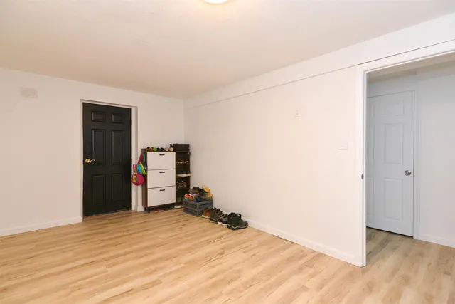 $649,900 | 183 Chester Road, Derry, NH 03038