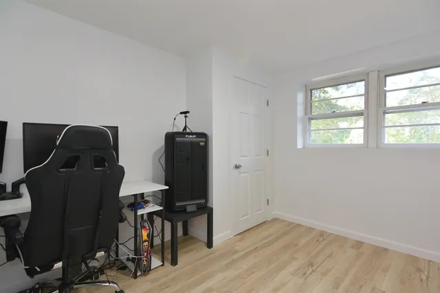 $649,900 | 183 Chester Road, Derry, NH 03038