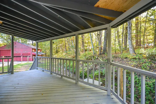 $649,900 | 183 Chester Road, Derry, NH 03038