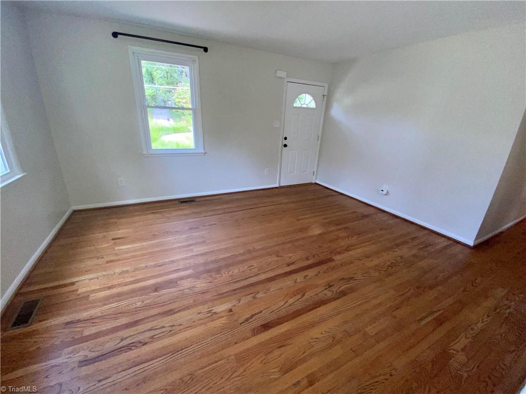 507 Edney Ridge Road Greensboro, NC 27408 - Photo 3 of 35 Gallery Image 3