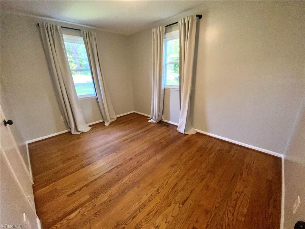 507 Edney Ridge Road Greensboro, NC 27408 - Photo 8 of 35 Gallery Image 8