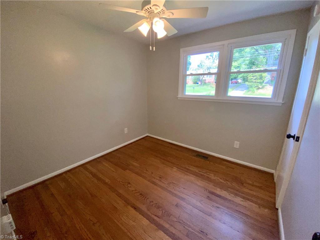 507 Edney Ridge Road Greensboro, NC 27408 - Photo 10 of 35 Gallery Image 10