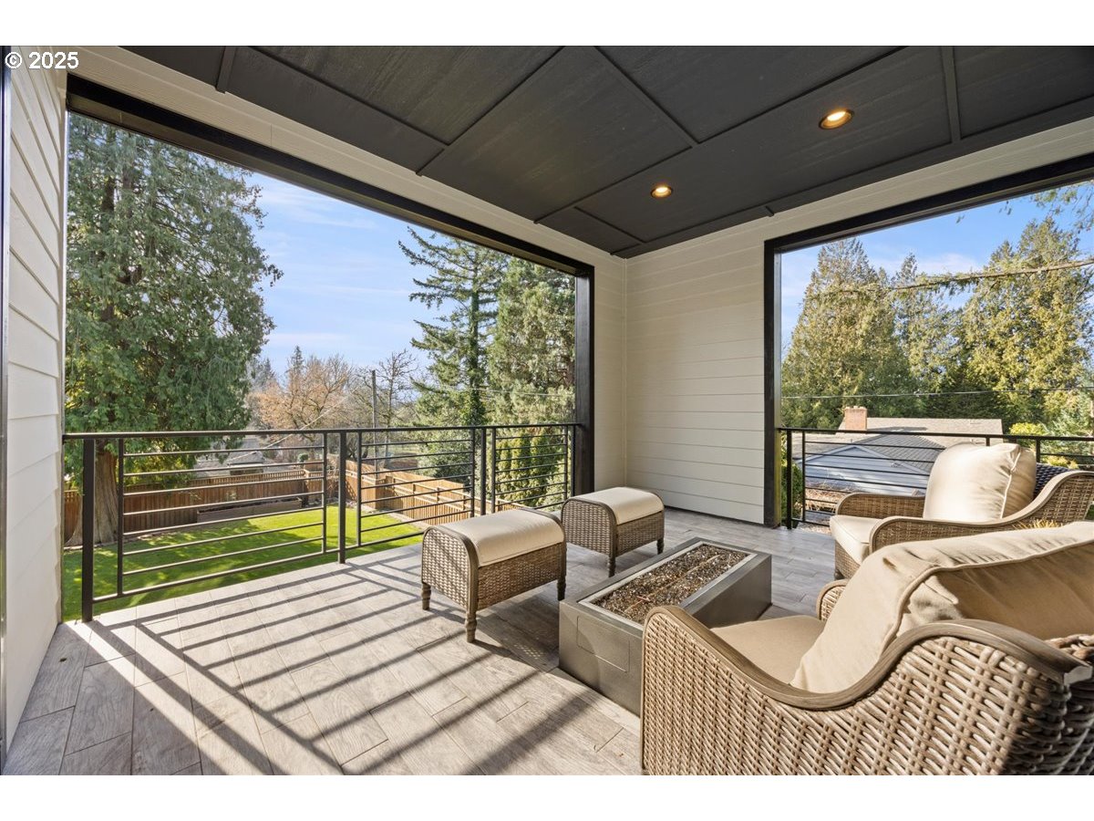10400 Northwest Cornell Road Portland, OR 97229 - Photo 23 of 41 Gallery Image 23