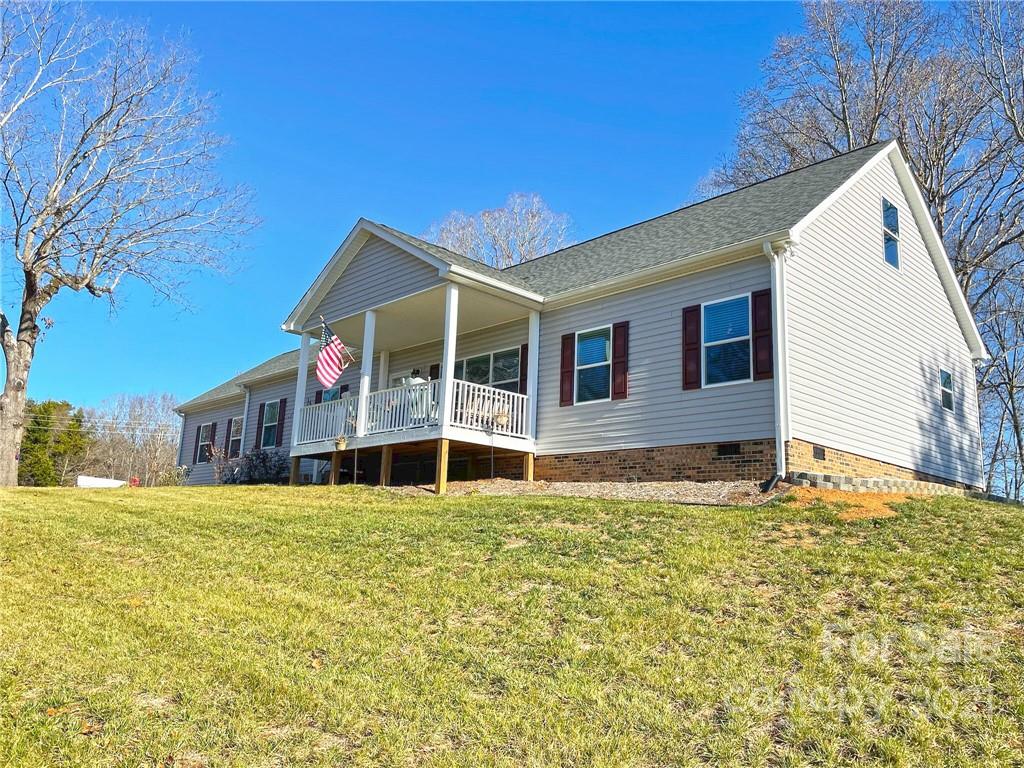 479 Huckleberry Ridge Road Hiddenite, NC 28636 - Photo 1 of 43 Gallery Image 1