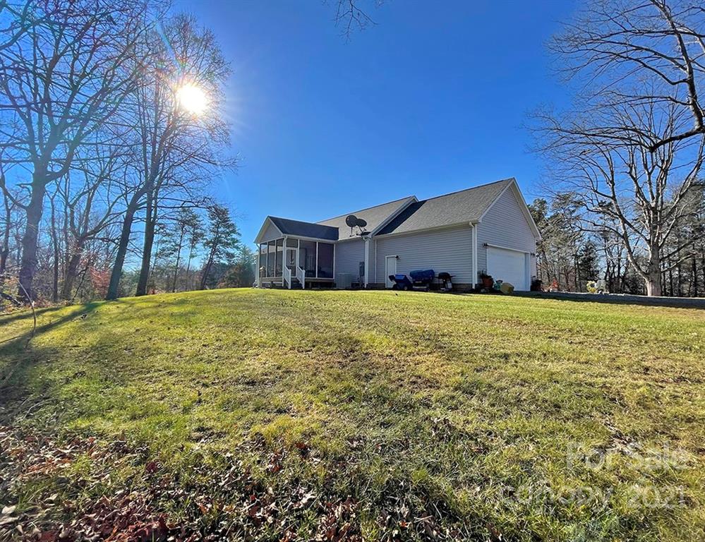 479 Huckleberry Ridge Road Hiddenite, NC 28636 - Photo 35 of 43 Gallery Image 35