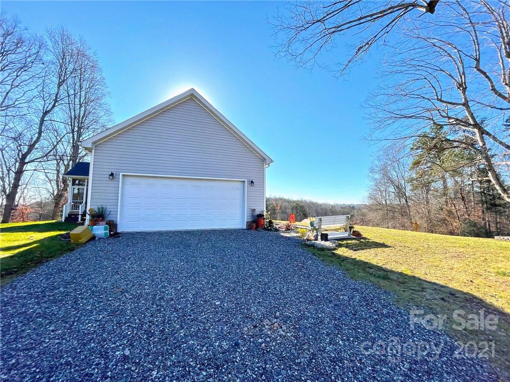 479 Huckleberry Ridge Road Hiddenite, NC 28636 - Photo 38 of 43 Gallery Image 38