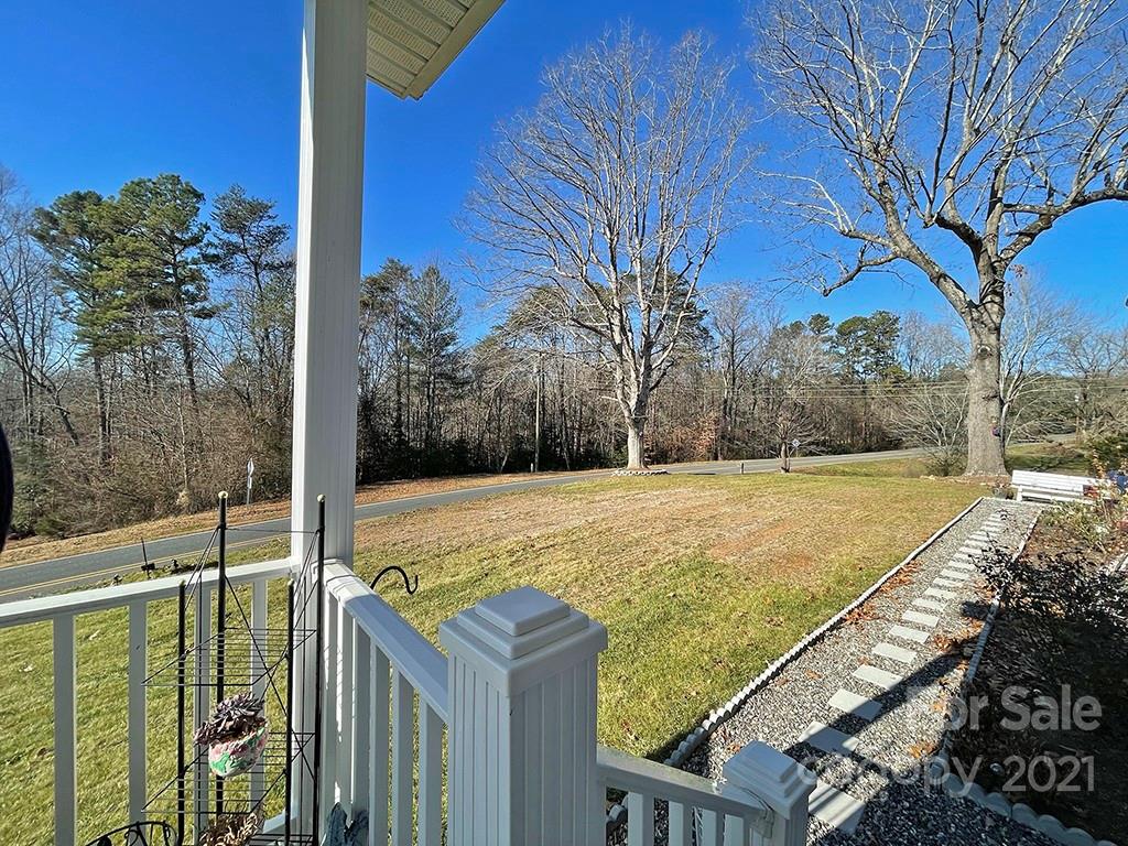 479 Huckleberry Ridge Road Hiddenite, NC 28636 - Photo 4 of 43 Gallery Image 4