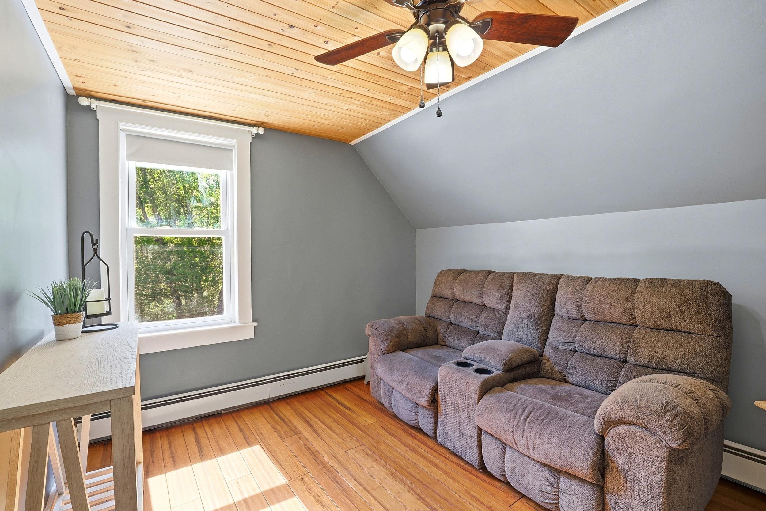 53 Sandown Road Fremont, NH 03044 - Photo 31 of 51