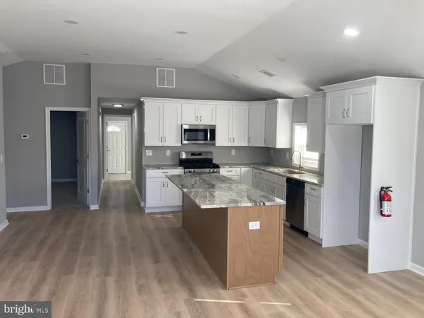 $349,900 | 72 Alden Avenue, Riverside, NJ 08075