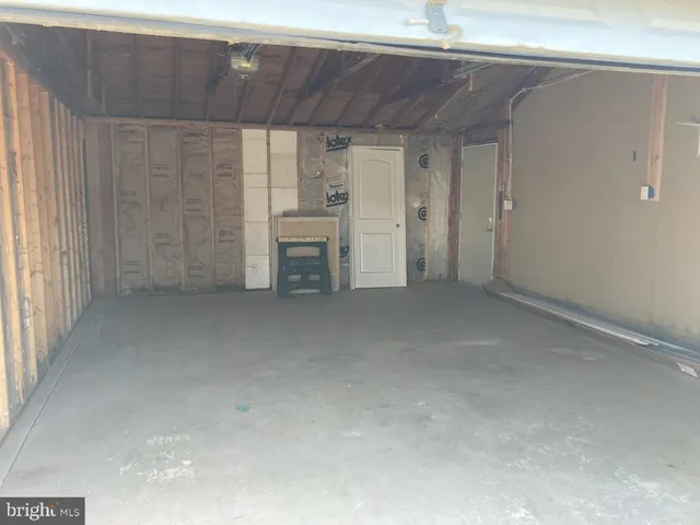 $389,900 | 72 Alden Avenue, Riverside, NJ 08075