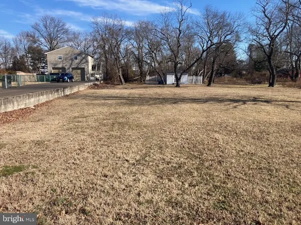 $349,900 | 72 Alden Avenue, Riverside, NJ 08075