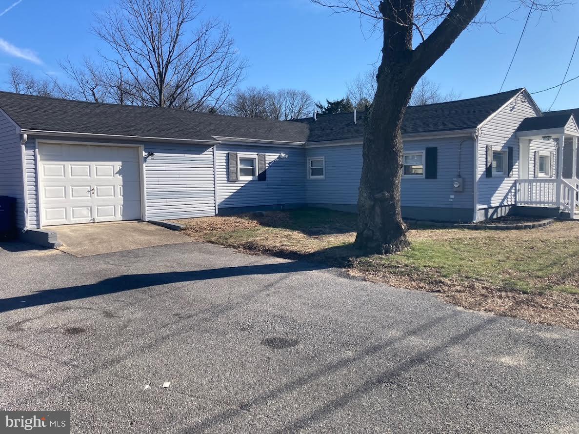 72 Alden Avenue Riverside, NJ 08075 - Photo 8 of 26 a view of a house with a yard