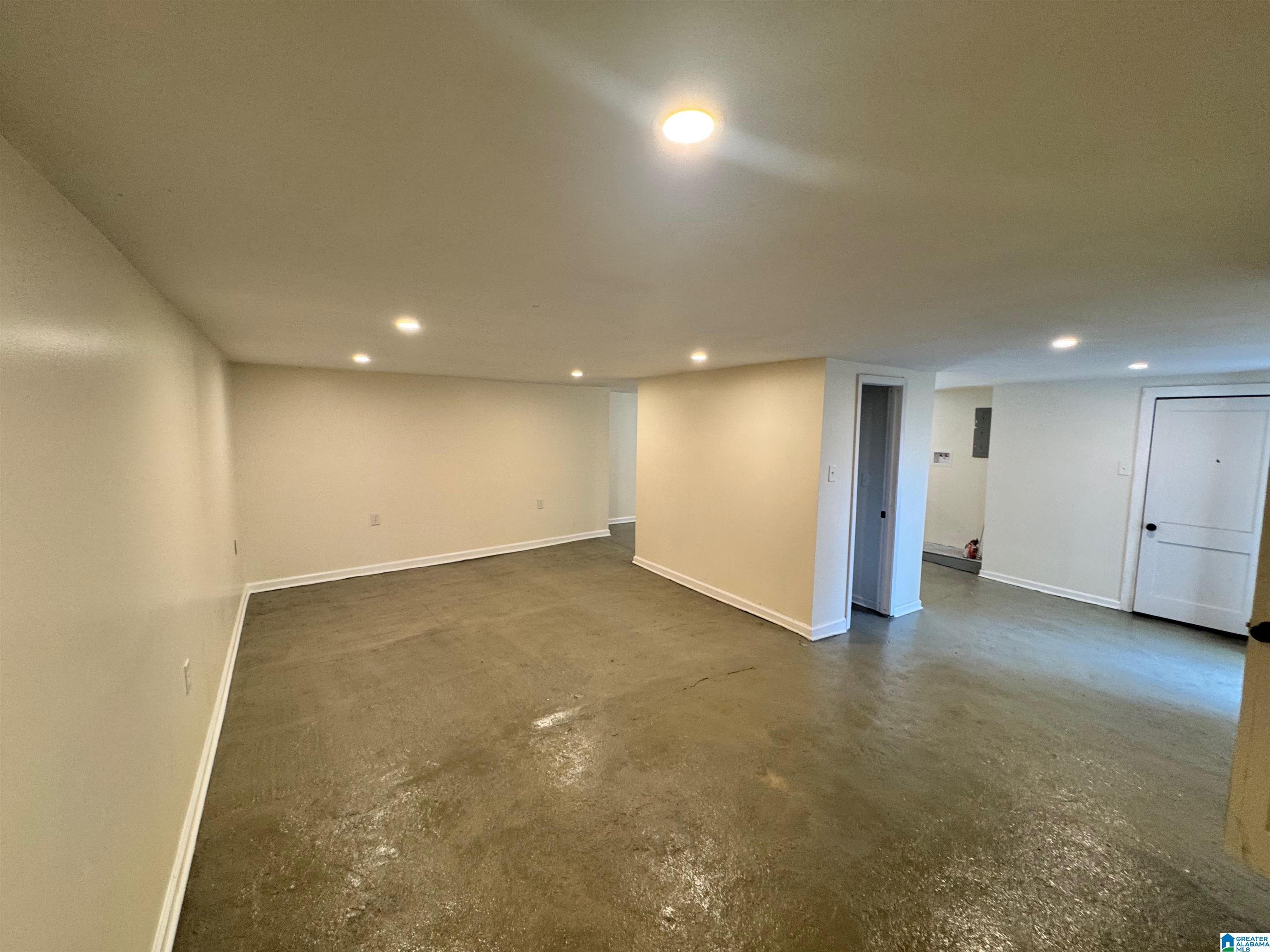 2725 23rd Street Southwest Birmingham, AL 35211 - Photo 22 of 26